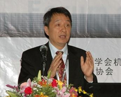 、“十二五”服務(wù)機(jī)器人重點(diǎn)項(xiàng)目專家組組長(zhǎng)王田苗